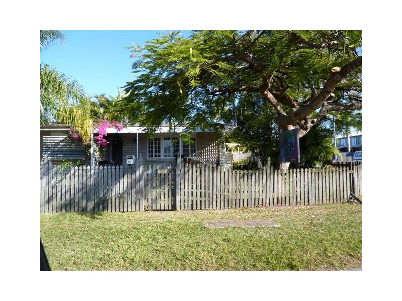 34 Shoreham St, Pialba QLD 4655