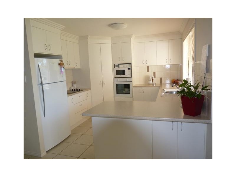 3 Bayswater Dr, Urraween QLD 4655