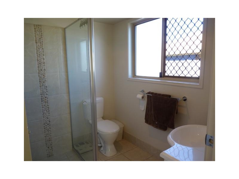 3 Bayswater Dr, Urraween QLD 4655