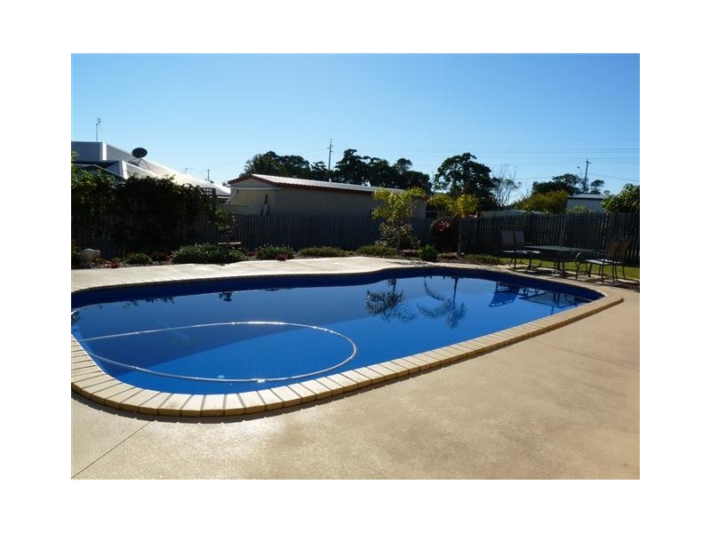 3 Bayswater Dr, Urraween QLD 4655