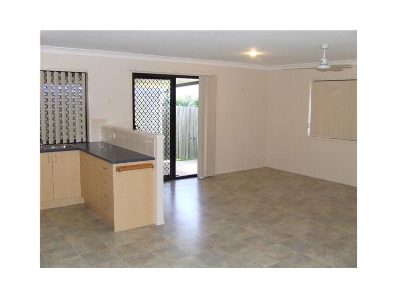 5 Tee Way, Urraween QLD 4655