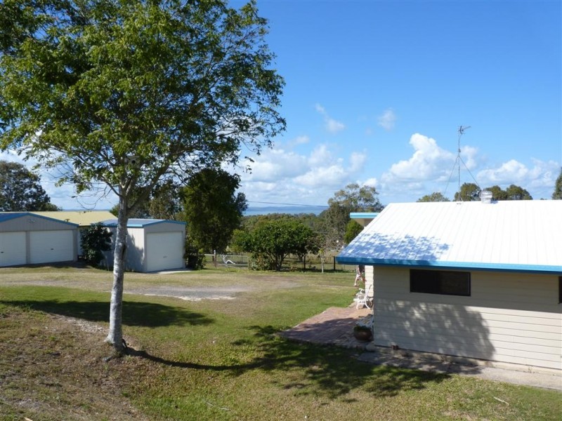 90 Pacific Dr, Booral QLD 4655