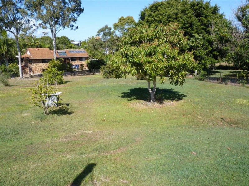 90 Pacific Dr, Booral QLD 4655