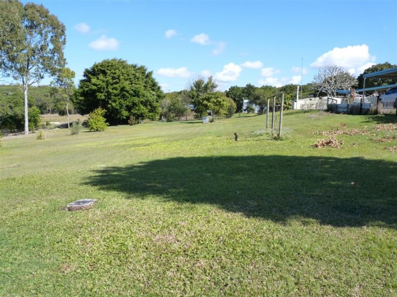 90 Pacific Dr, Booral QLD 4655