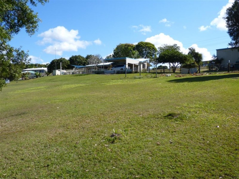 90 Pacific Dr, Booral QLD 4655