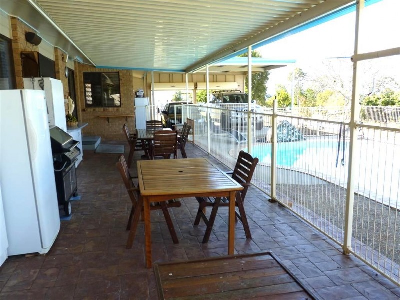 90 Pacific Dr, Booral QLD 4655