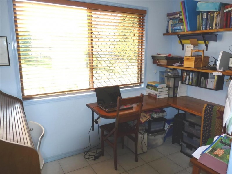 90 Pacific Dr, Booral QLD 4655