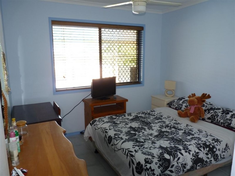 90 Pacific Dr, Booral QLD 4655