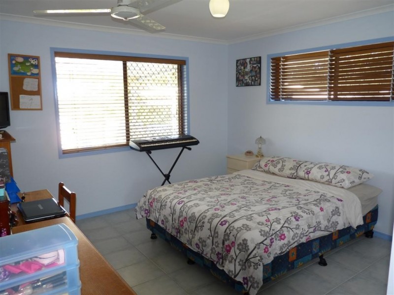 90 Pacific Dr, Booral QLD 4655