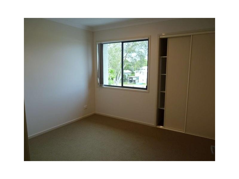 24/30 East St, Scarness QLD 4655