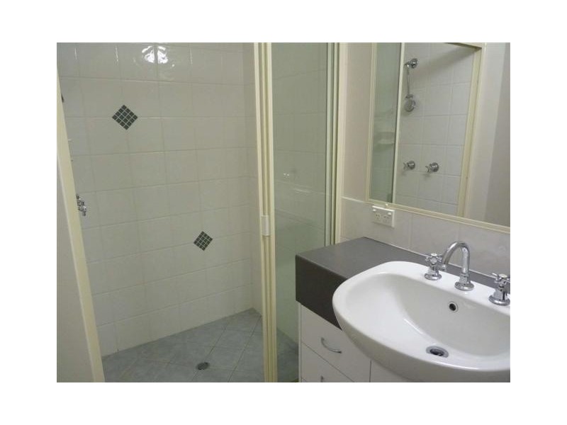 24/30 East St, Scarness QLD 4655
