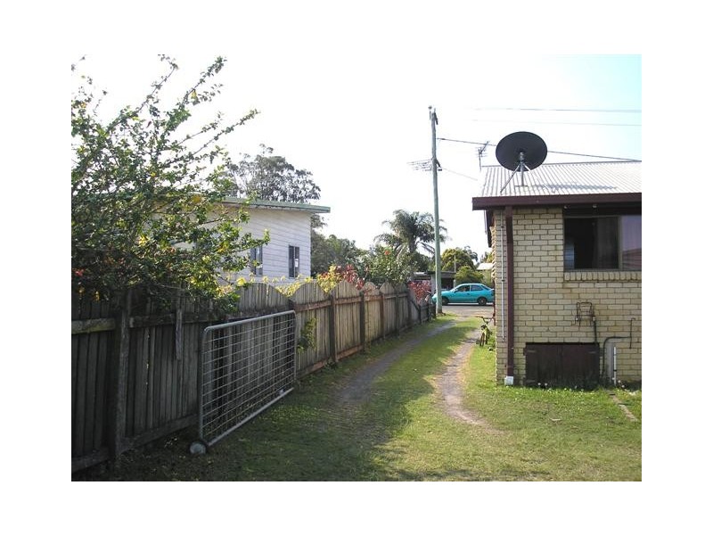 117 Old Maryborough Rd, Pialba QLD 4655
