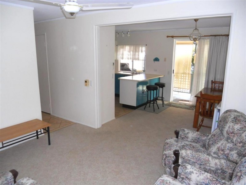 R1/26 Corser St, Point Vernon QLD 4655