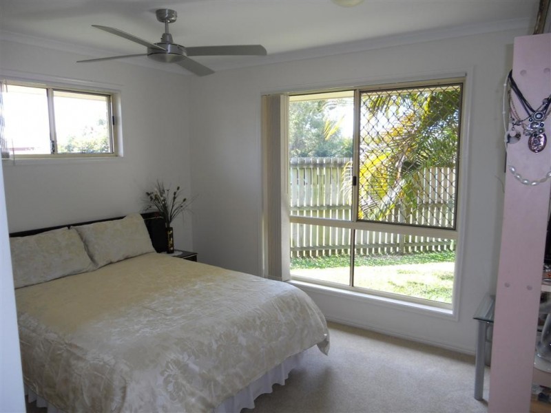 2-1 Alana Crt, Torquay QLD 4655