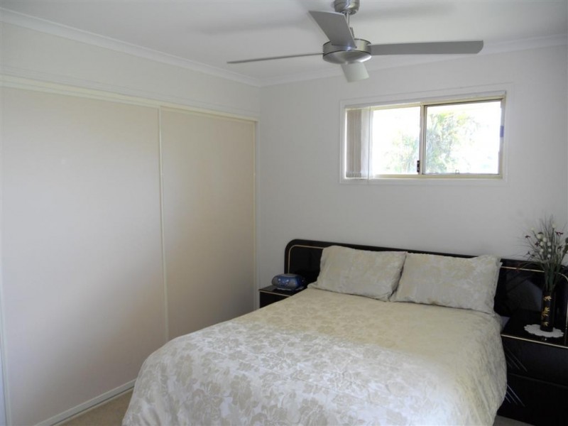 2-1 Alana Crt, Torquay QLD 4655