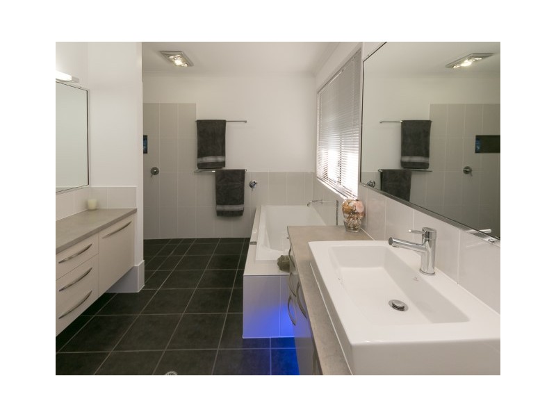 23 Sawmill Rd, Dundowran Beach QLD 4655