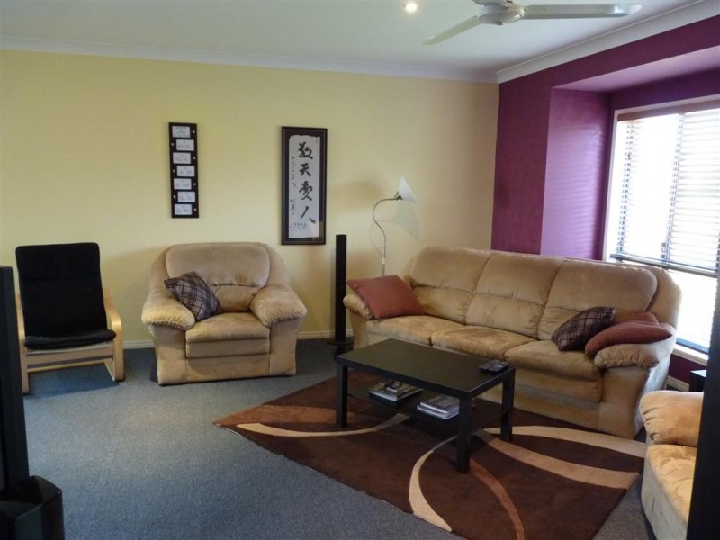 48 Heather Way, Urraween QLD 4655