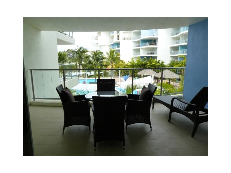 118/569 Esplanade, Urangan QLD 4655