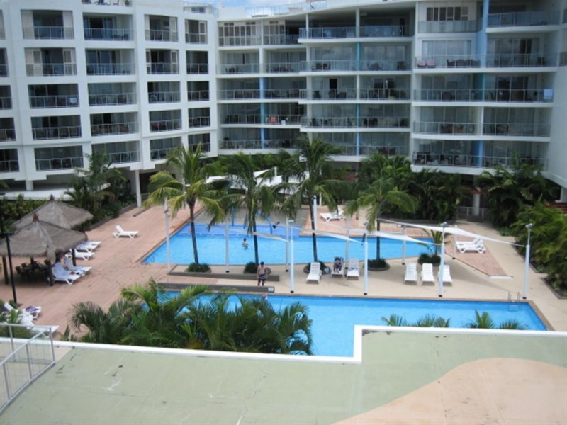 118/569 Esplanade, Urangan QLD 4655