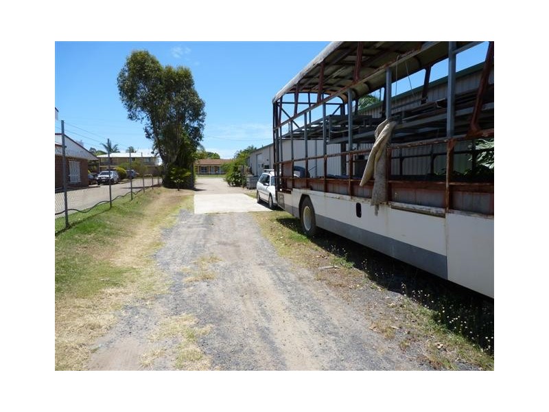 87 Old Maryborough Rd, Pialba QLD 4655