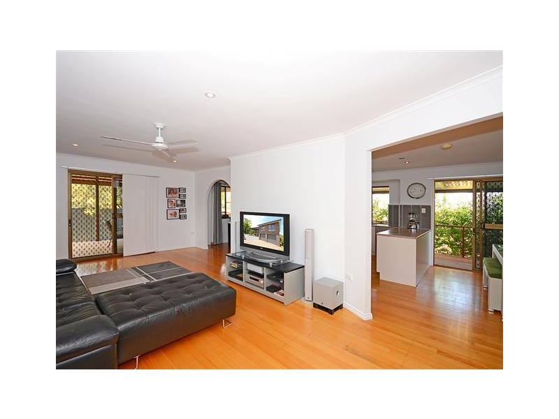 55 John St, Scarness QLD 4655