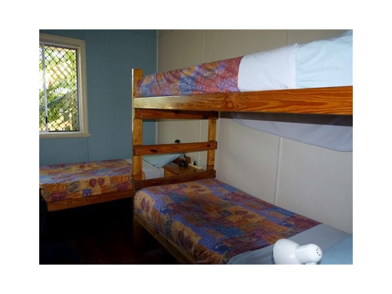 182 Torquay Rd, Scarness QLD 4655