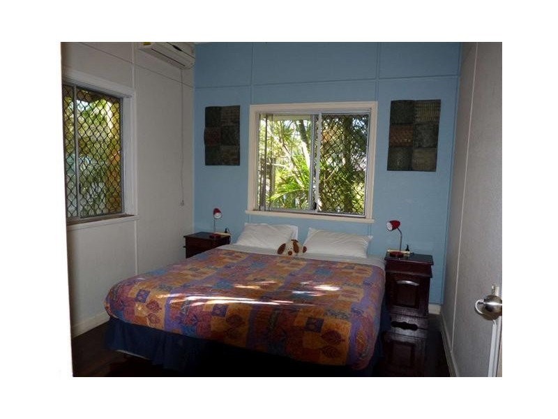 182 Torquay Rd, Scarness QLD 4655