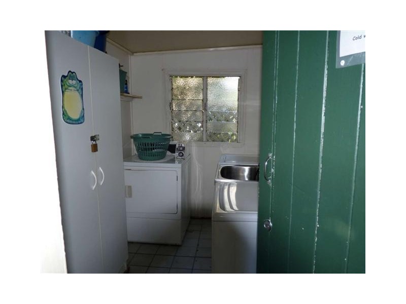 182 Torquay Rd, Scarness QLD 4655