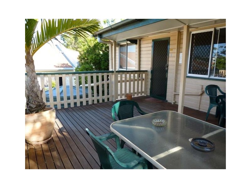 182 Torquay Rd, Scarness QLD 4655