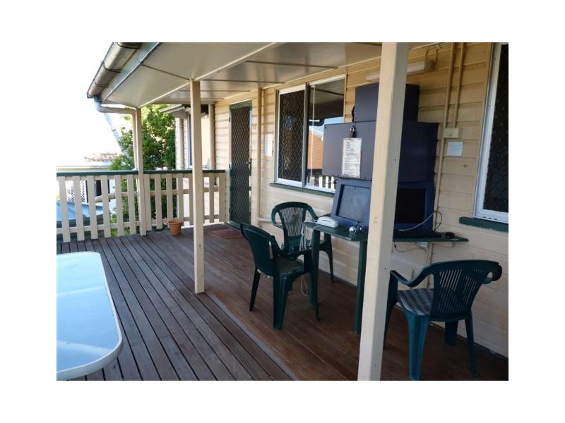 182 Torquay Rd, Scarness QLD 4655