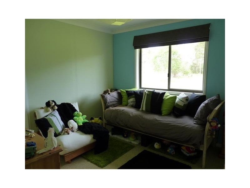 2 Sewell Ct, Booral QLD 4655