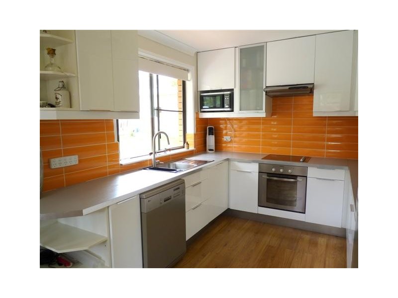 2 Sewell Ct, Booral QLD 4655