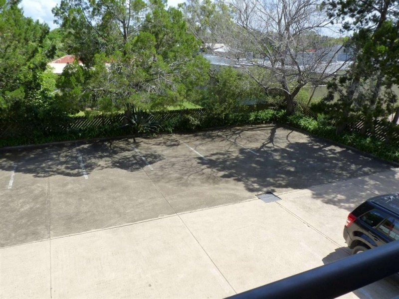 403 Esplanade, Torquay QLD 4655
