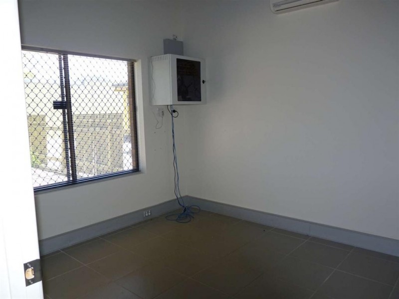 403 Esplanade, Torquay QLD 4655