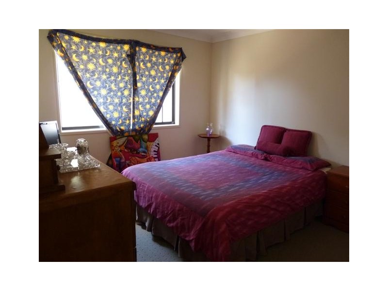 8 Summit Ridge Dr, Nikenbah QLD 4655