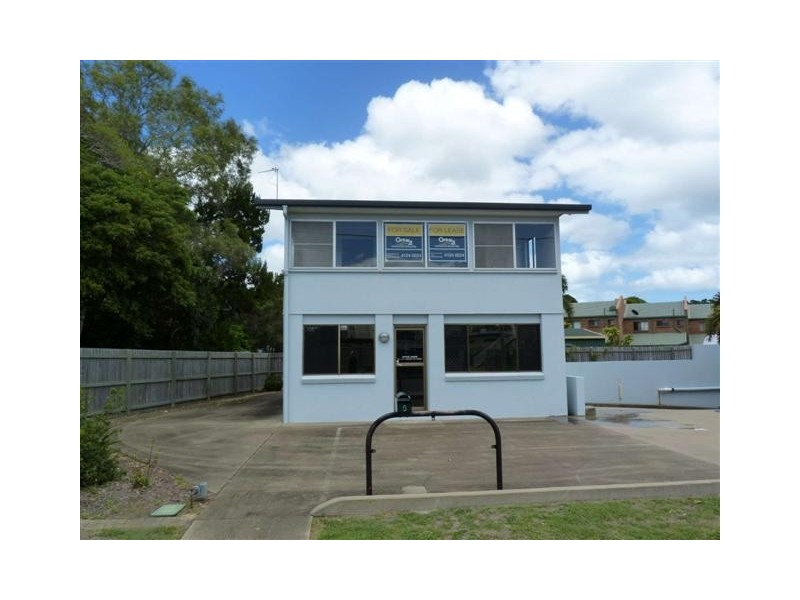 320 Esplanade, Scarness QLD 4655