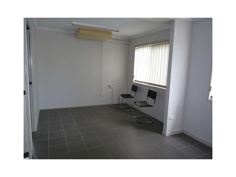 320 Esplanade, Scarness QLD 4655