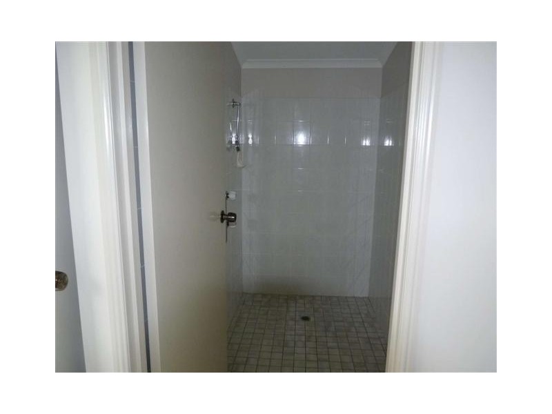 320 Esplanade, Scarness QLD 4655