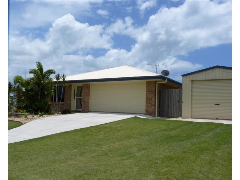 1 Silverleaf Tce, Toogoom QLD 4655