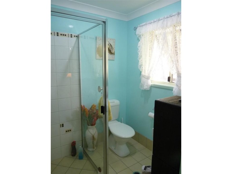 1 Silverleaf Tce, Toogoom QLD 4655