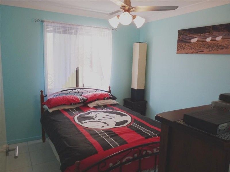 1 Silverleaf Tce, Toogoom QLD 4655