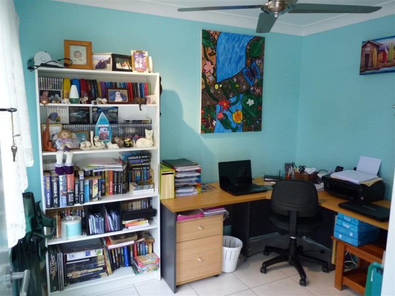 1 Silverleaf Tce, Toogoom QLD 4655