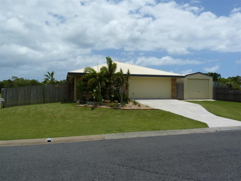 1 Silverleaf Tce, Toogoom QLD 4655