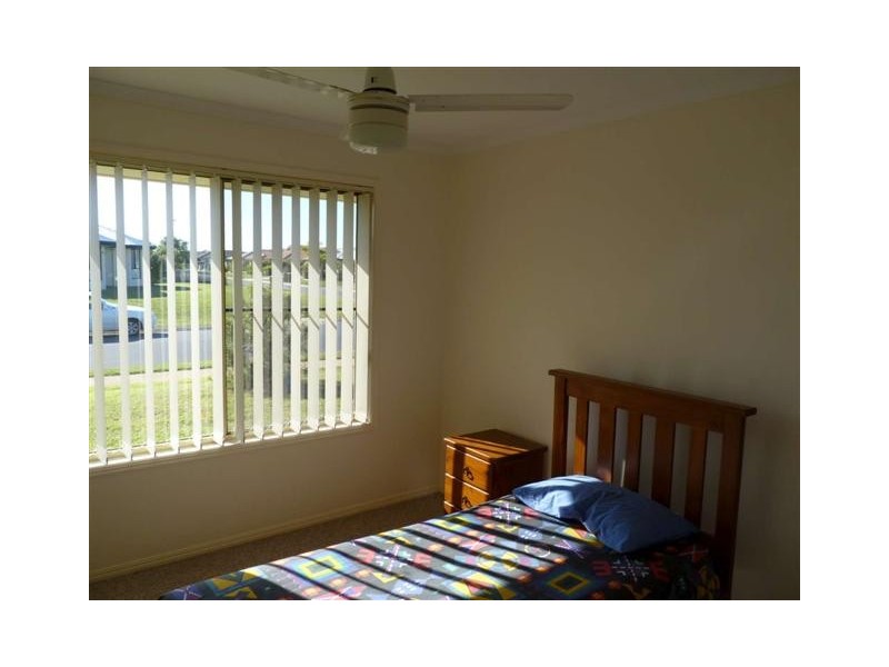 11 Dundee Dr, Kawungan QLD 4655