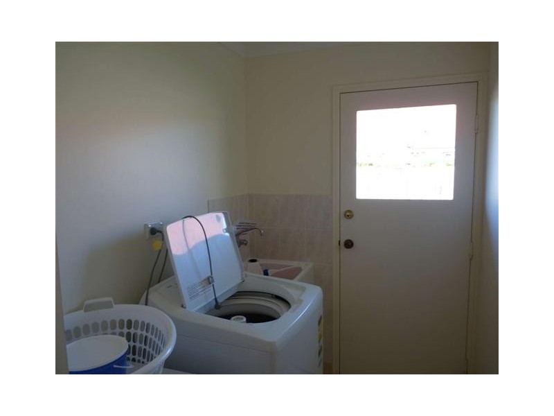 11 Dundee Dr, Kawungan QLD 4655