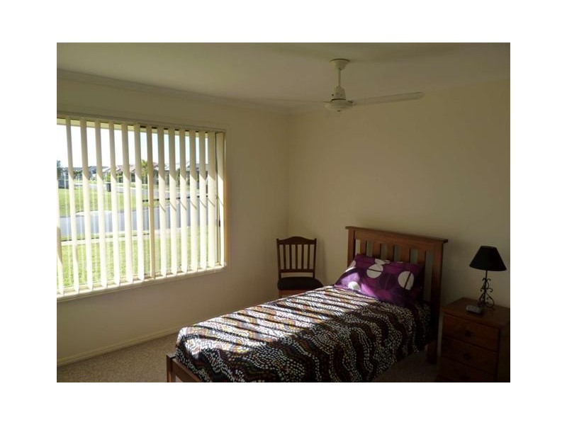 11 Dundee Dr, Kawungan QLD 4655