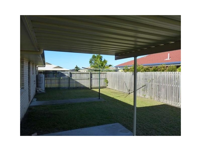 11 Dundee Dr, Kawungan QLD 4655
