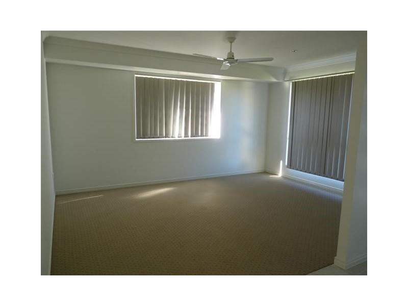 L217 – No9 Coventry Ct, Urraween QLD 4655