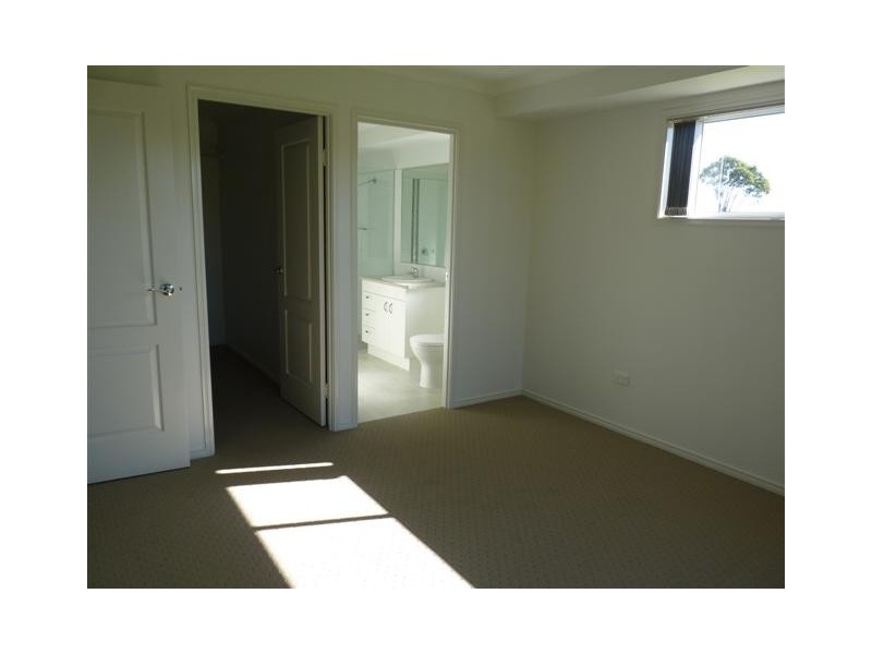 L217 – No9 Coventry Ct, Urraween QLD 4655