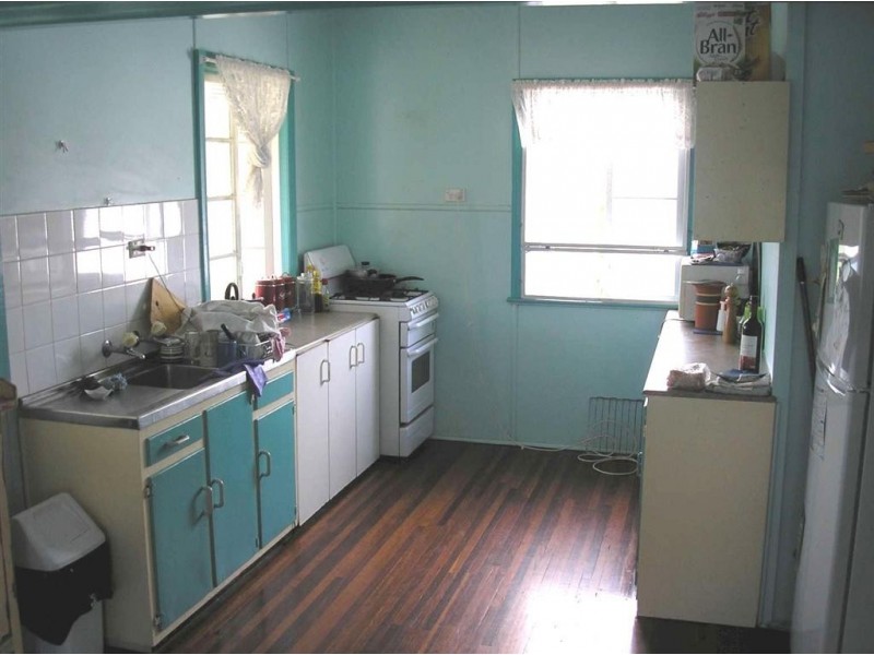 149 Esplanade, Point Vernon QLD 4655